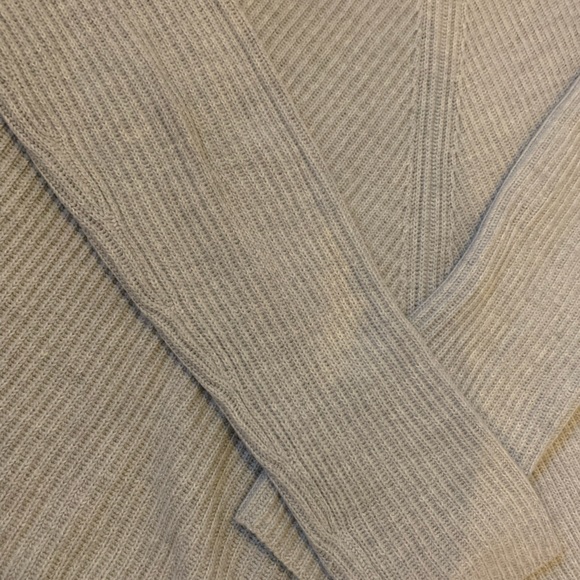 Aritzia Babaton Chalmers Knit Sweater - Picture 4 of 5